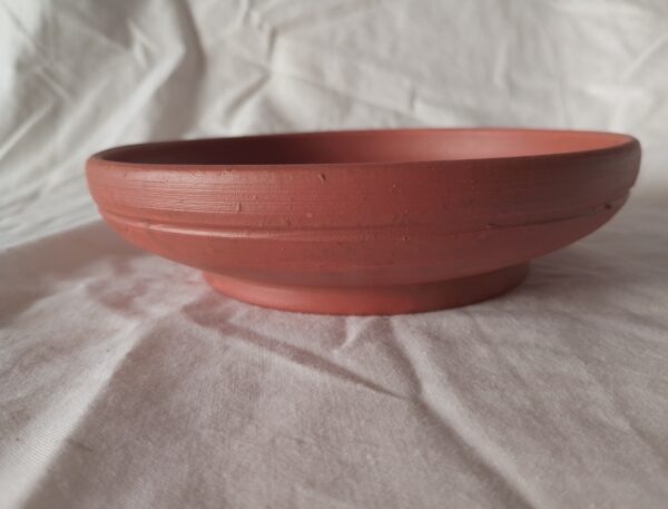 Ref. 8.- Imitación plato mediano  con estría lateral de terra sigillata  hispánica de Urcilla